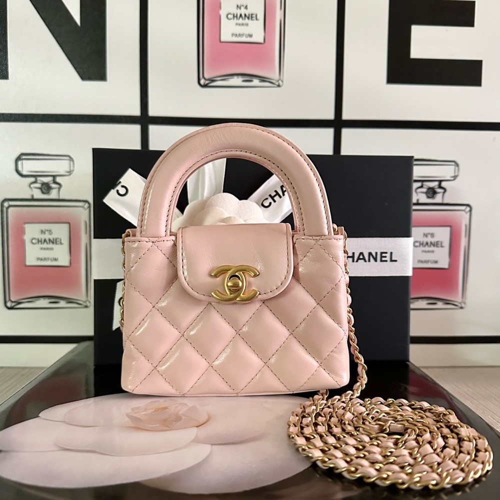 CHANEL 23k MICRO QUILTED CALFSKIN LIGHT PINK BAG🦄